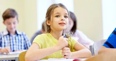 مع عودة الدراسة.. الإفطار قبل المدرسة يحسن المهام الذهنية لطفلك