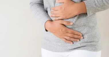 الإمساك المزمن.. علاجات منزلية ومتى يجب استشارة الطبيب؟