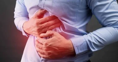 هل تعانى من الإسهال والإمساك معا؟.. متى قد يكون الأمر علامة تحذيرية