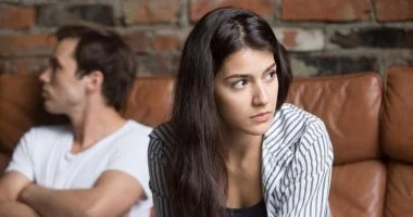 من الأزمات المالية لمشاكل الشغل.. 6 موضوعات ممنوع تناقشوها قدام أطفالكم