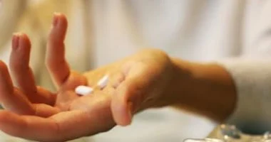 تستهدف الألم العصبى.. حبة دواء جديد تقلل الاعتماد على المسكنات الأفيونية