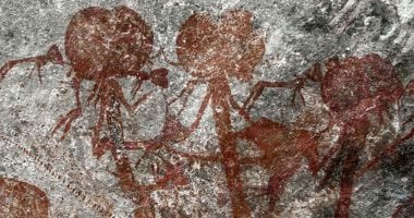 بعد عقود من الغموض.. علماء يحسمون عمر لوحات كهف فونت دو غوم فى فرنسا