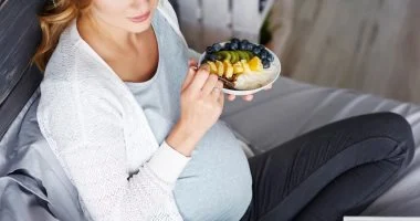 تغيرات المناعة أثناء الحمل.. اختلافات مهمة لدى المصابات بالذئبة والروماتويد