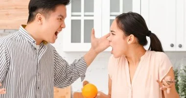محكمة صينية تعتبر نشر الخلافات الأسرية عبر الدردشة عنفا منزليا