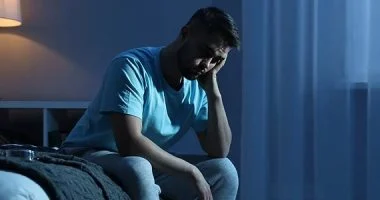 دراسة: الضغط النفسى يعزل الرجال اجتماعيا أكثر من النساء