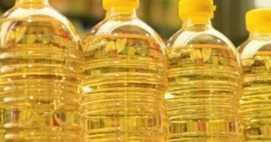 4 عادات شائعة عند استخدام زيت الطهى يجب تجنبها