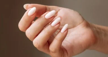 لتأثيرها على الخصوبة.. قرار بحظر عدد من أنواع الأظافر الجل فى بريطانيا