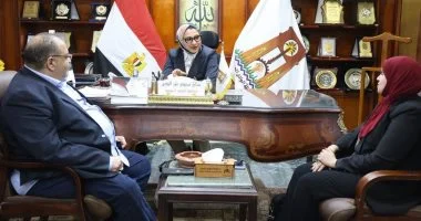 قصور الثقافة تبحث عقد المؤتمر الإقليمى لأدباء وسط الصعيد بالوادى الجديد
