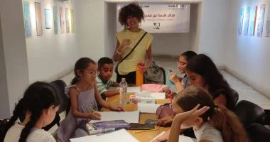انطلاق ورشة الرسم المصاحبة لمعرض جذور وأجنحة بمتحف أحمد شوقي