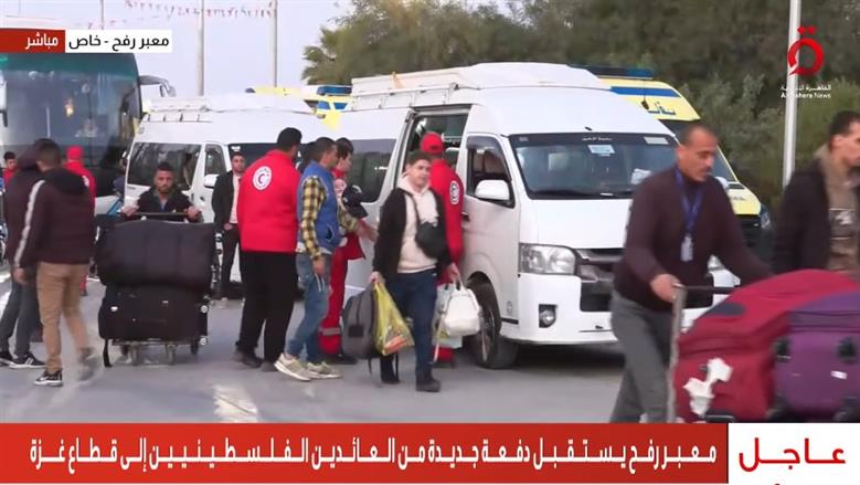 معبر رفح يستقبل دفعة جديدة من الجرحى الفلسطينيين لتلقي العلاج بالمستشفيات المصرية