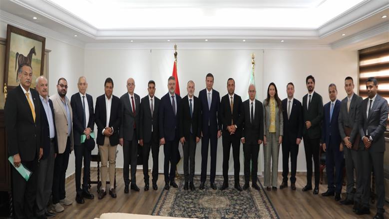 وزير الزراعة يبحث مع وفد تركي فرص الاستثمار الشامل بالقطاع الزراعي والداجني