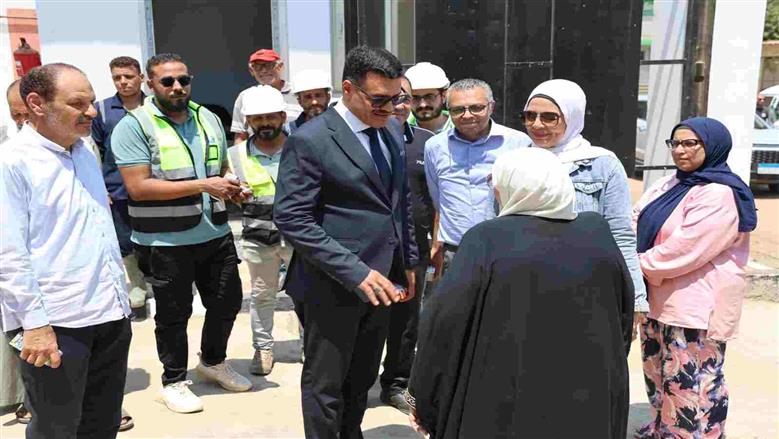 رئيس «مياه القليوبية» يتابع تنفيذ الوصلات المنزلية بقرية السيفا
