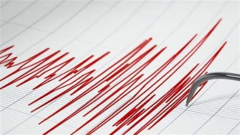 زلزال بقوة 7.7 درجة على مقياس ريختر يضرب السواحل قبالة إندونيسيا