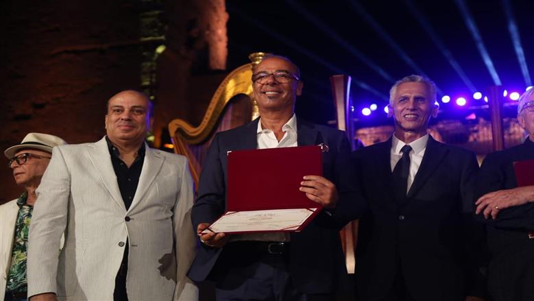 المايسترو نادر عباسي بعد تكريمه في مهرجان القلعة: سعيد وممتن