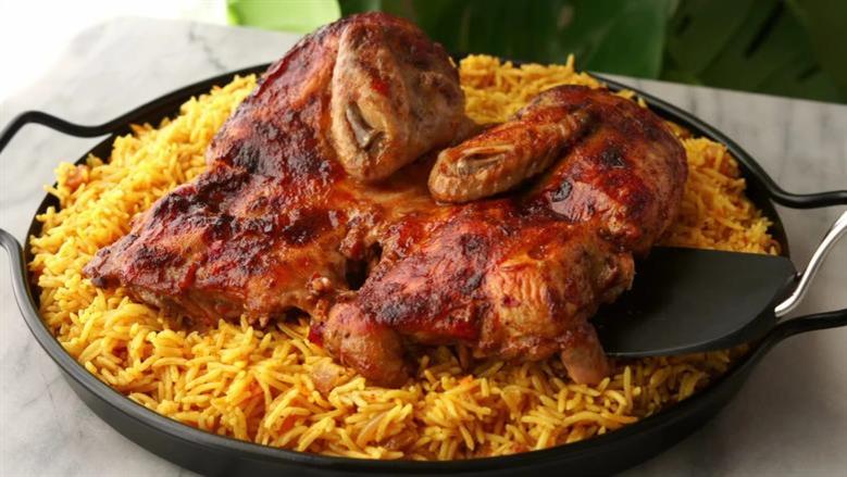 طريقة تتبيلة الفراخ المشوية في المنزل.. «مش هتحتاجيها من بره»
