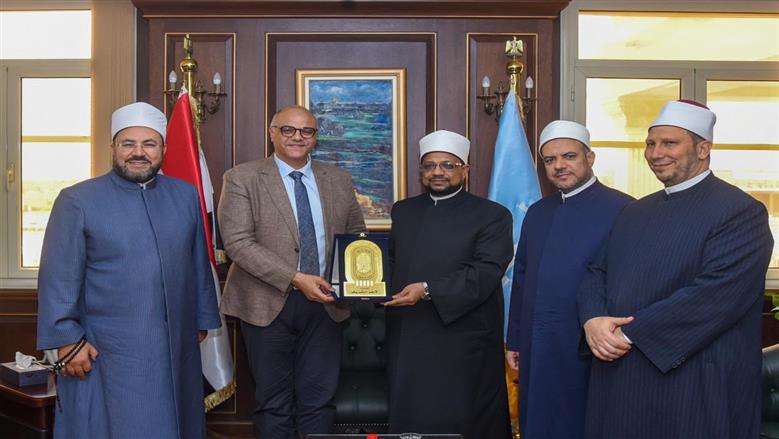 محافظ الإسكندرية يستقبل أمين عام «البحوث الإسلامية» لبحث جهود بناء وعي الشباب