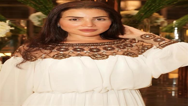 مي عز الدين تدعم فيلم «الست لما» قبل طرحه في السينمات