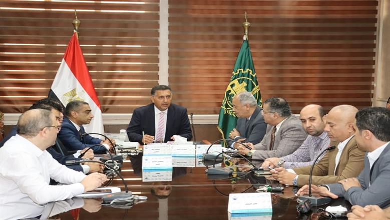 محافظ القليوبية يوجه بتفعيل جدول أسبوعي لتنظيم استقبال حالات الإسعاف