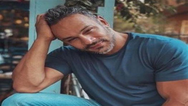 محمد عطية: كنت أعلم أن أمي ستفارق الحياة قبل إبلاغي بساعات