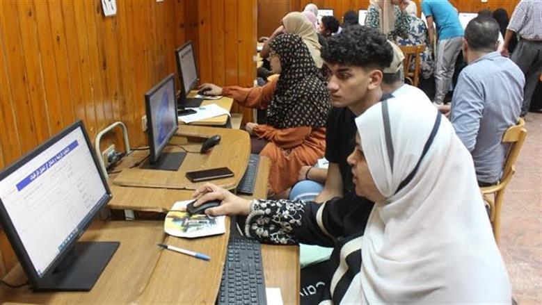 كليات تقبل من 71% أدبي 2026 وفق أحدث المؤشرات.. التربية والآداب أبرز الخيارات
