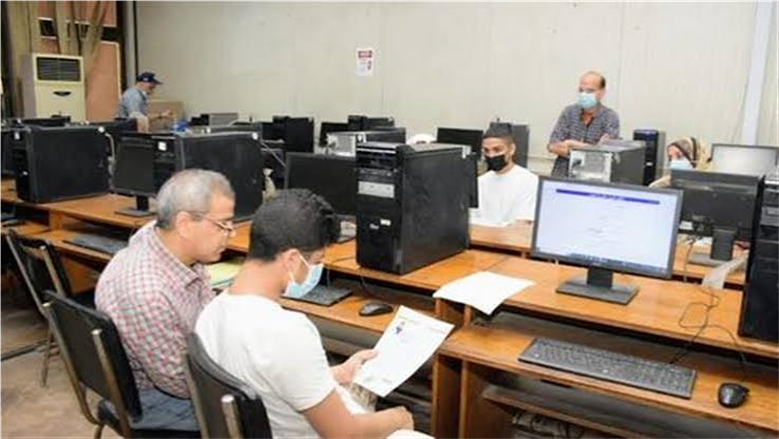 5 كليات تؤهلك للعمل في شركات عالمية والقبض بالدولار.. مش لازم مجموع