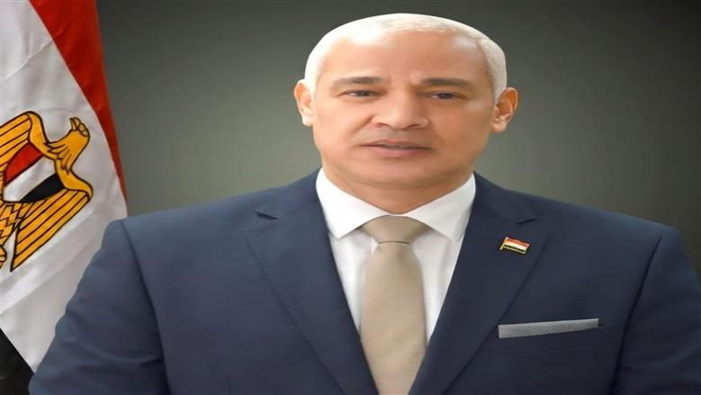 رئيس جامعة أسيوط يصدر قرارات بتعيين وتجديد تعيين رؤساء الأقسام بعدد من الكليات