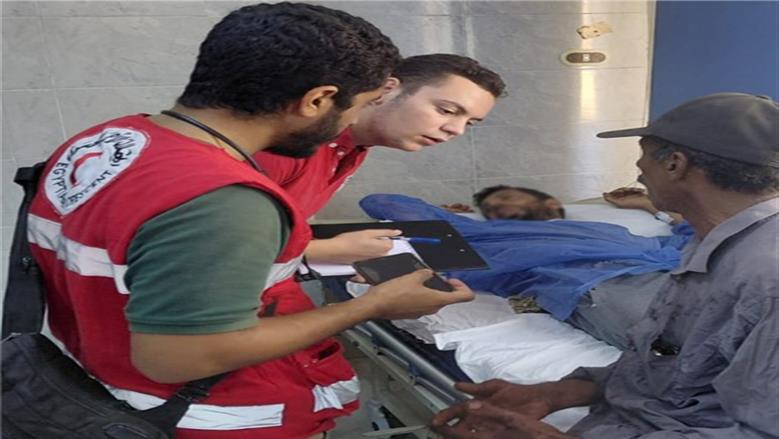 الهلال الأحمر يقدم الدعم النفسي والإغاثي لمصابي انقلاب سيارة عمال بالمنوفية