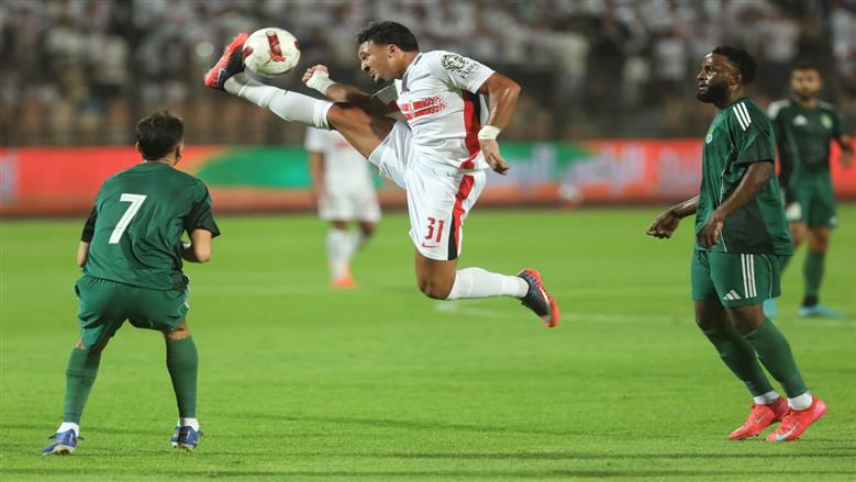 التعادل السلبي يحسم الشوط الأول بين الزمالك والاتحاد السكندري في الدوري المصري
