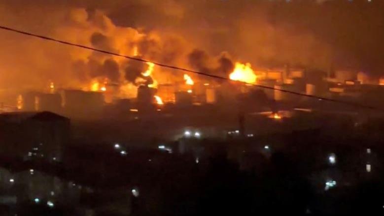 حريق في مصفاة للنفط في منطقة كراسنودار الروسية جراء هجوم بمسيرات أوكرانية