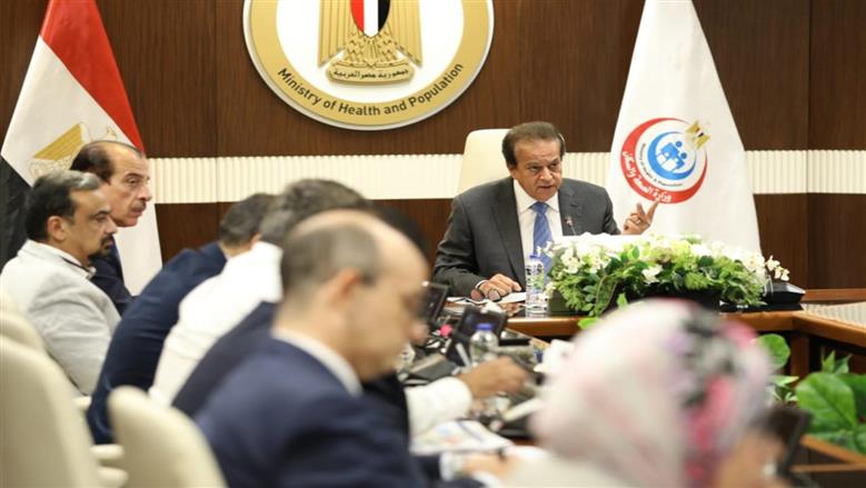 وزير الصحة يوجه بسرعة الانتهاء من رفع كفاءة مراكز الرعاية الأولية بالمنيا
