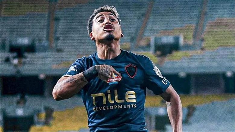 شوبير يحسم الجدل حول مفاوضات الأهلي مع بيزيرا: خارج حسابات النادي