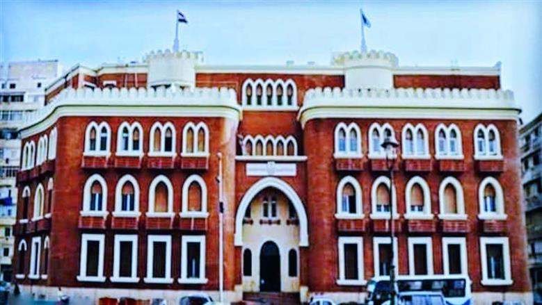 جامعة الإسكندرية تنفي هدم وبيع مجمع الكليات النظرية بالشاطبي.. إرث تاريخي