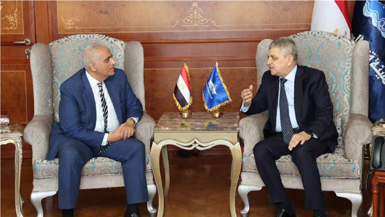 رئيس هيئة قناة السويس: تعافي معدلات عبور السفن.. وخطة للتعاون مع قناة بنما