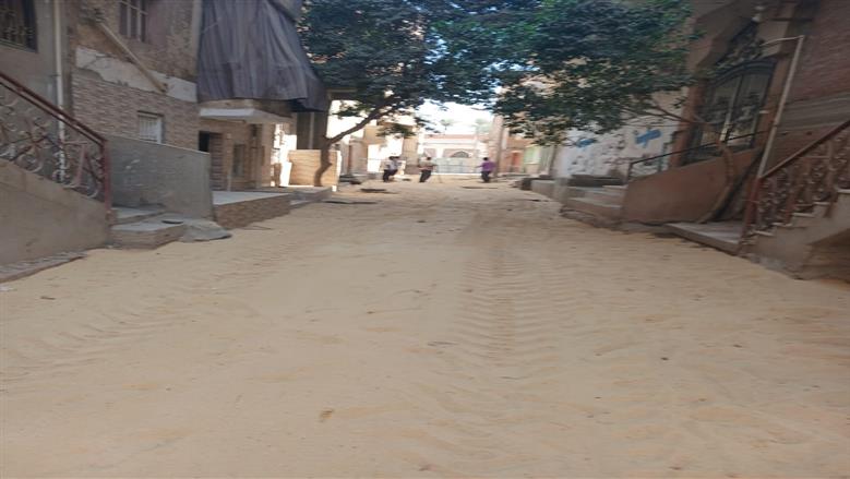 بدء أعمال رفع كفاءة وتطوير وتركيب بلاط الإنترلوك بـ29 منطقة في البدرشين