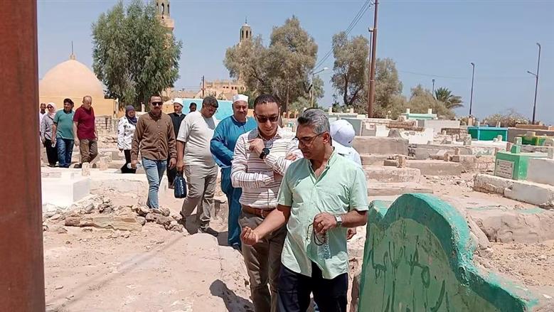 نائب محافظ المنيا يبحث مع مساعد وزير الأوقاف تطوير منطقة البهنسا الأثرية
