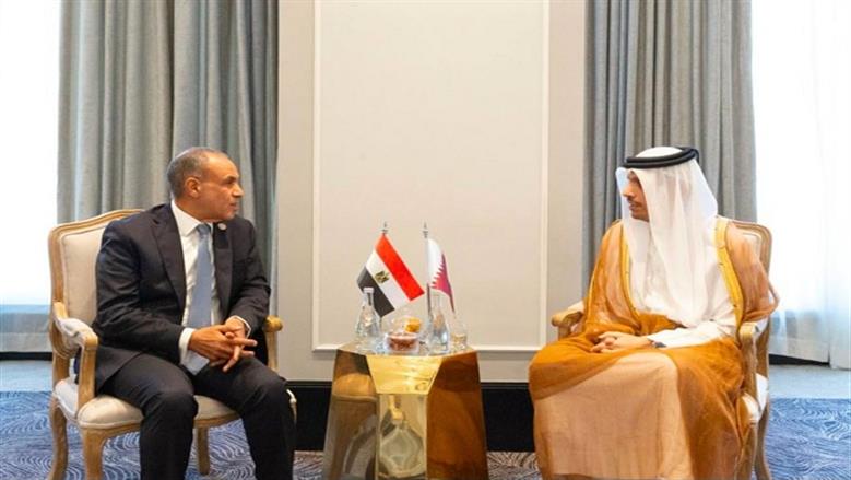 وزير الخارجية يلتقي نظيره القطري على هامش الاجتماع الوزاري حول القدس في عمان