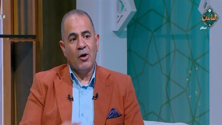 أستاذ علم اجتماع: التكنولوجيا غيرت مفهوم العمل والمشروعات تدار من المنزل