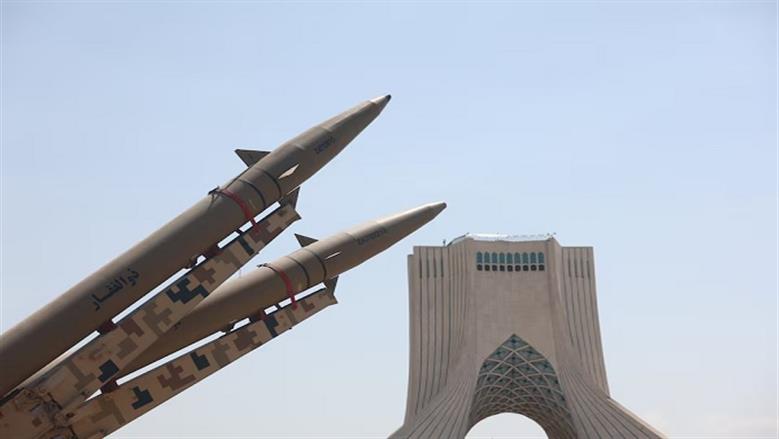 إيران تهدد باستهداف البنية التحتية لدول الخيج ردا على أي هجوم أمريكي جديد