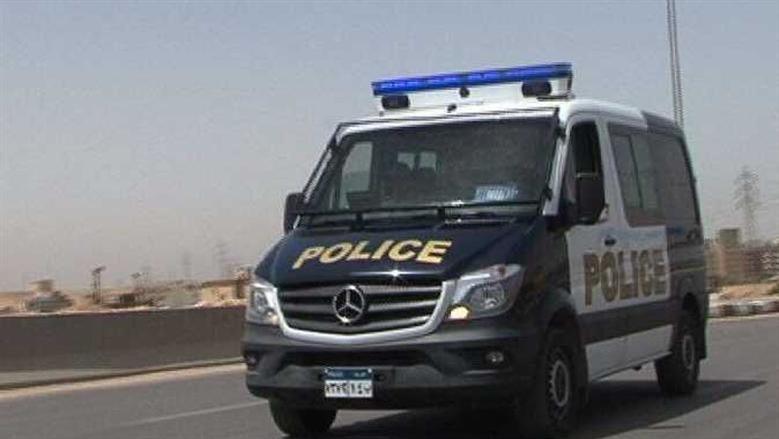 القبض على مالك ورشة بحوزته 15 كيلو حشيش وسلاح ناري بأوسيم