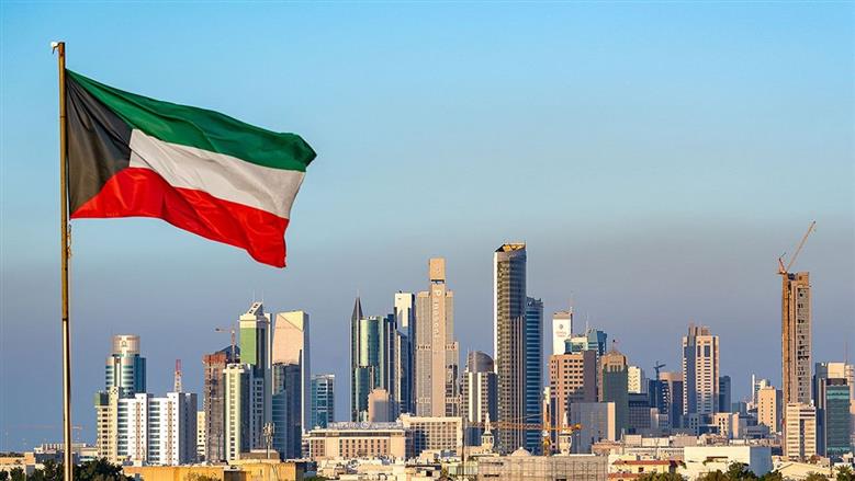 الكويت تدين استهداف ناقلة إماراتية في مضيق هرمز وتحمل إيران مسؤولية تهديد الملاحة