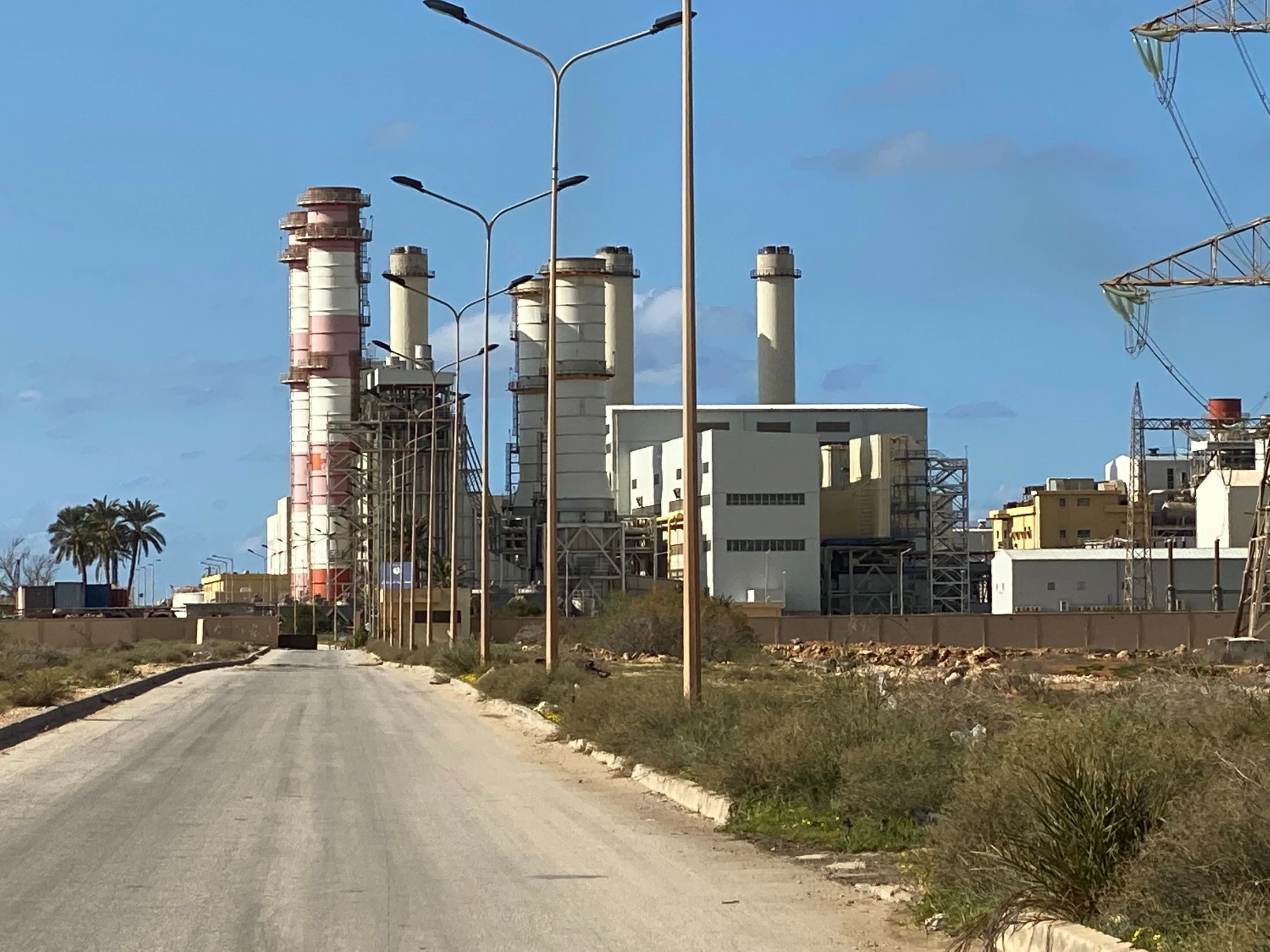 بسبب انقطاع الكهرباء.. الظلام يتمدد إلى مناطق واسعة في ليبيا – أخبار السعودية