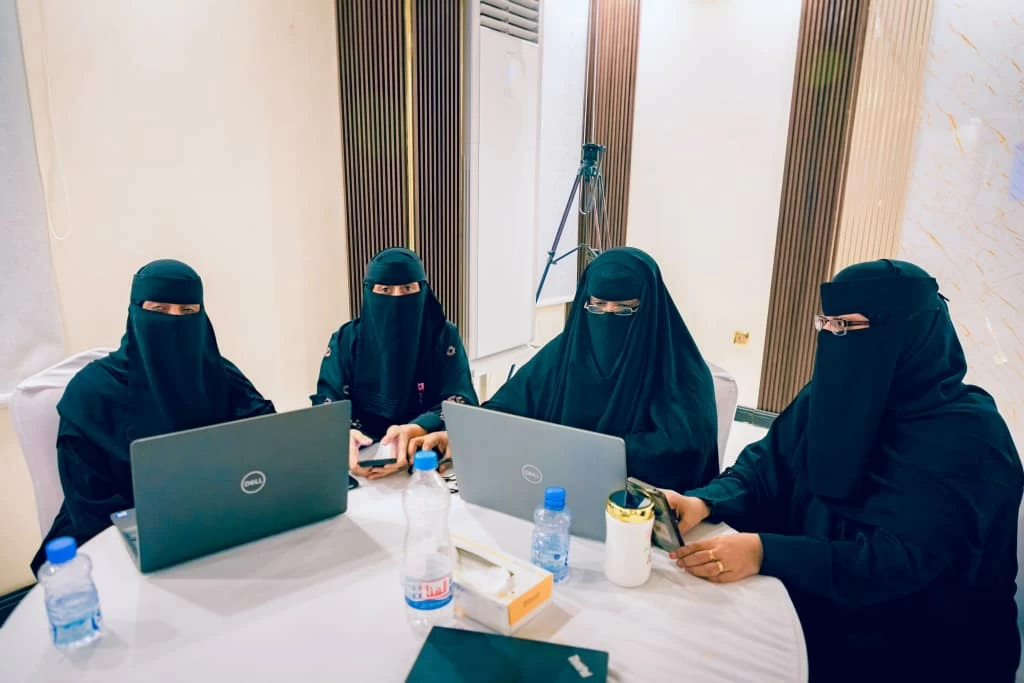 السعودية تختتم «التمكين الرقمي» لـ530 معلماً وتربوياً باليمن – أخبار السعودية