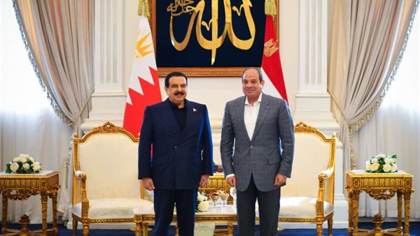 السيسي يستقبل ملك البحرين ويعقد جلسة مباحثات ثنائية (صور)
