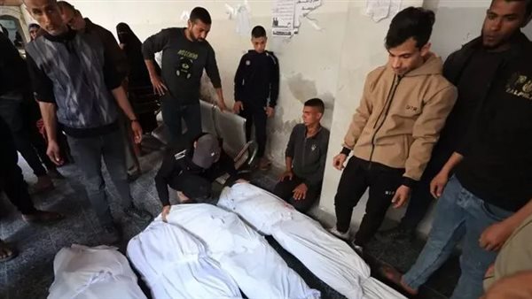 بينهم 40 طفلًا، إقامة أكبر جنازة جماعية في تاريخ القضية الفلسطينية بقطاع غزة