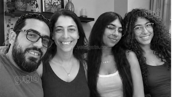 قبل النهاية الغامضة، صورة تجمع ضحايا مذبحة التجمع