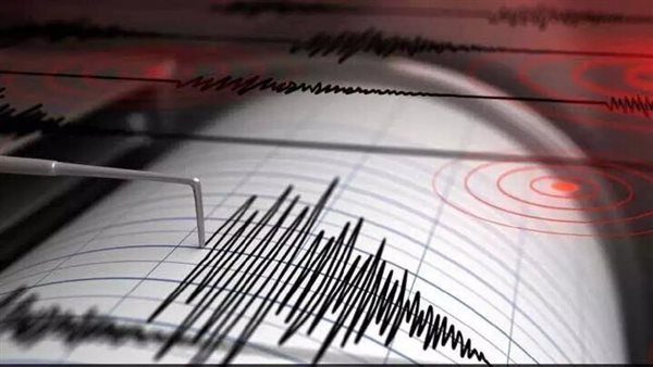 زلزال مصر، حالة من الذعر بين المواطنين عقب شعورهم بهزة أرضية عنيفة