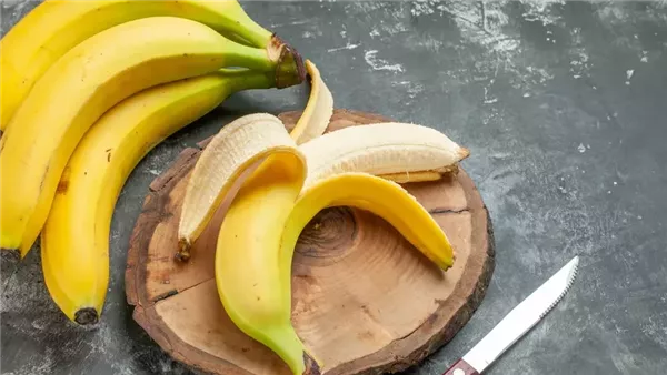 هل تناول الموز صباحا وقبل النوم ضار على الصحة، أخصائية تغذية تجيب