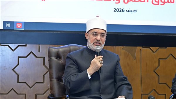 مفتي الجمهورية يحذر من منصات التواصل: بعض المحتويات تستهدف تشويه الهوية وإضعاف الانتماء