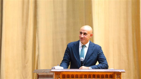 إعلان الآليات المنظمة لشهادة البكالوريا قريبًا.. أبرز رسائل وزير التربية والتعليم لـ مديري المدارس (انفوجراف)