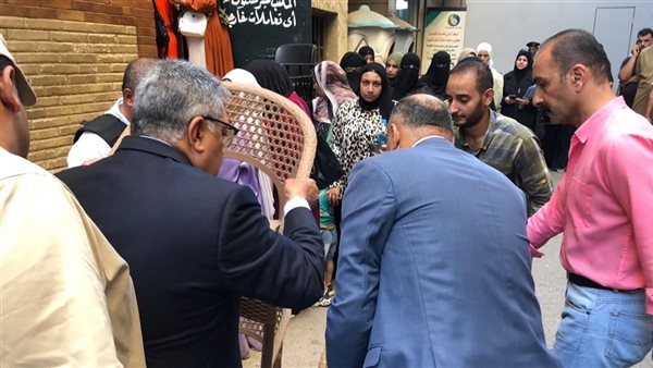 لليوم الثاني، محافظ الدقهلية يتابع مستوى الخدمات المقدمة للمواطنين بمكتب توثيق الخارجية بطلخا (صور)
